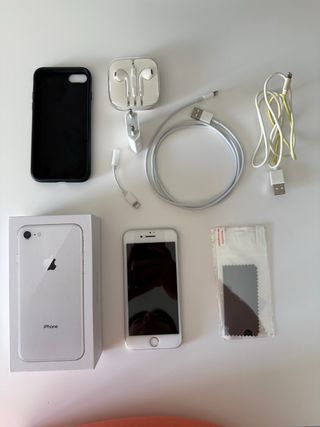 iPhone 8 64GB Branco