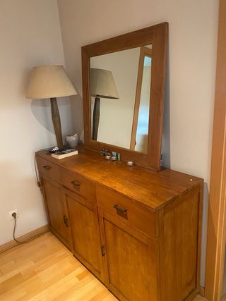mueble de teca para recibidor+espejo+lámpara