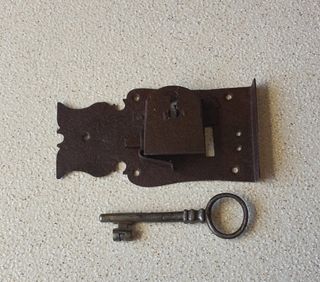 Cerradura antigua siglo XVIII