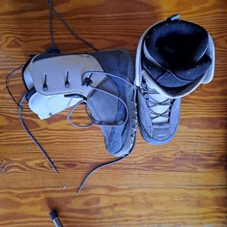 Botas de Snowboard Salomon Grises