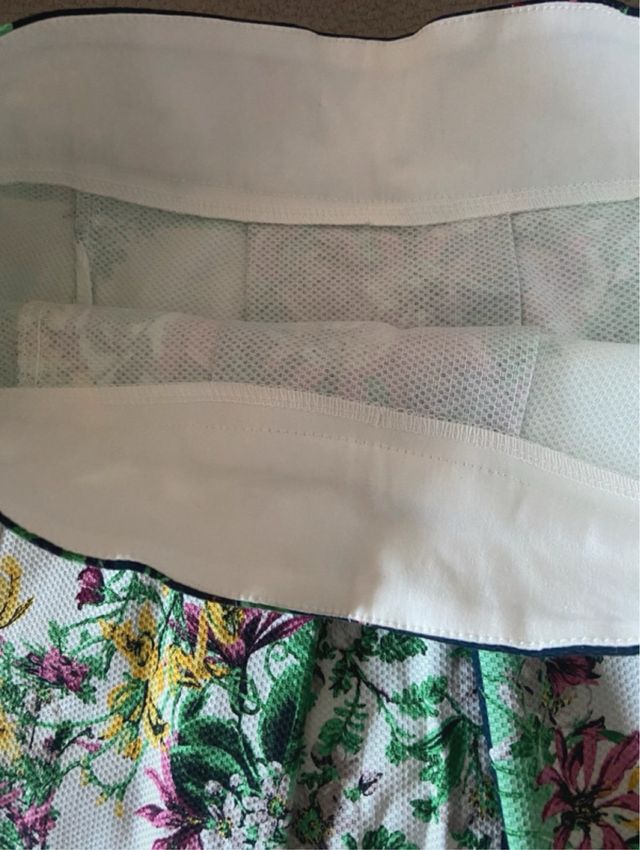 Falda nueva de algodón con estampado floral