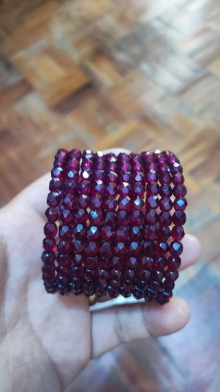 Pulsera de Granate hecha de 320 Piedras original 
