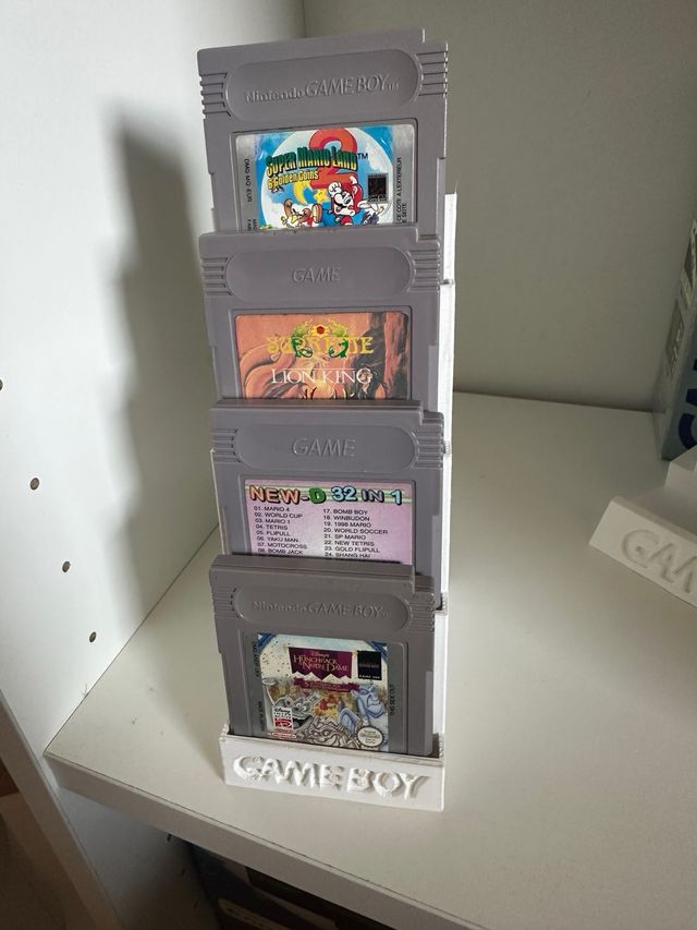 Soporte expositor cartuchos Game Boy