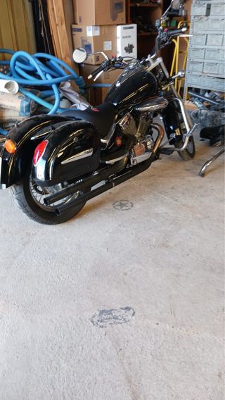 Suzuki VL250 Intruder - Perfecto estado