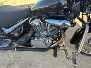 Suzuki VL250 Intruder - Perfecto estado