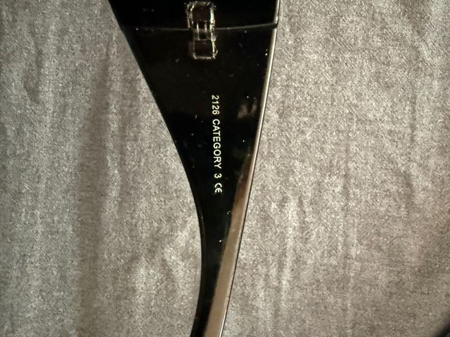 Gafas de sol negras y azules POLICE