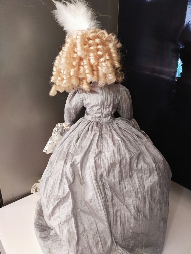 Muñeca de porcelana vintage 45 cm
