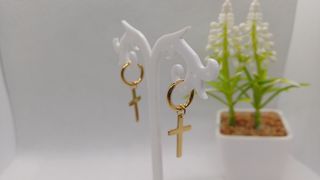 Pendientes Aro y Cruz Chapado Oro 18k