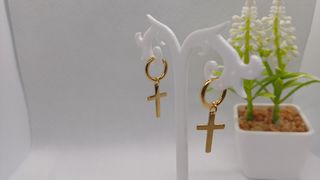 Pendientes Aro y Cruz Chapado Oro 18k