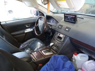 Volvo XC90 2003