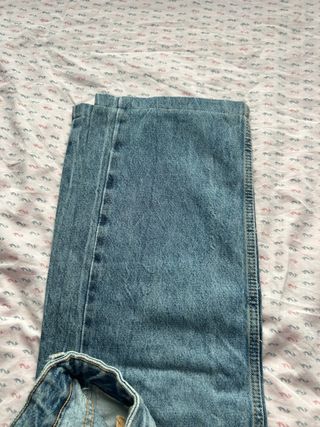 Pantalón vaquero Bershka recto talla 32