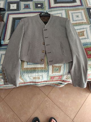 Traje de corto campero