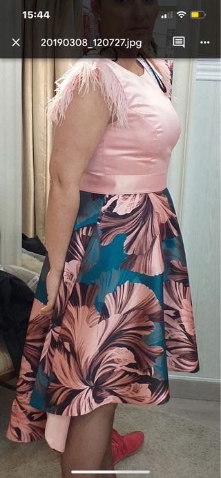 Vestido de fiesta rosa y verde azulado
