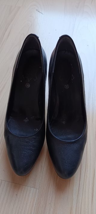 Zapatos de salón negros talla 38