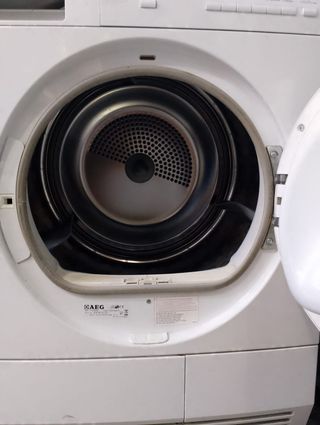 Secadora AEG Lavatherm Protex 8kg