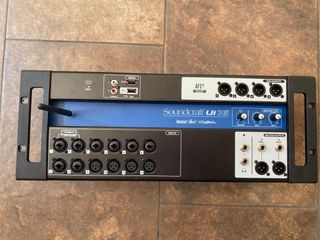 Mesa digital Soundcraft UI-16