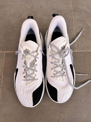 Zapatillas Under Armour Baloncesto Talla 43