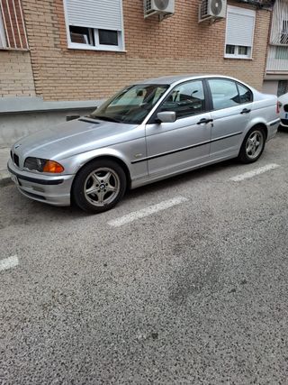 BMW 320 1998