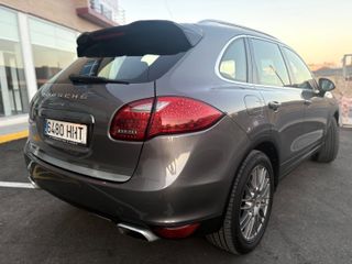 Porsche Cayenne 2012
