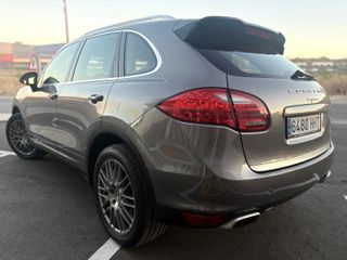 Porsche Cayenne 2012
