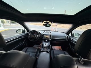Porsche Cayenne 2012