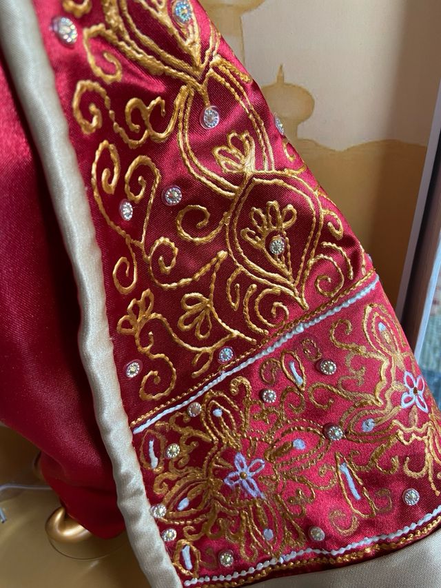 Jasmine red D23 Limited OOAK