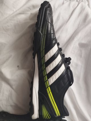 Zapatillas de fútbol sala Adidas negras