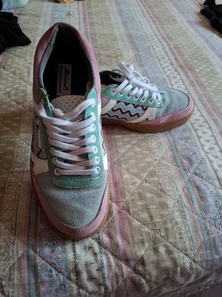 Zapatillas Morrison rosas y verde azulado