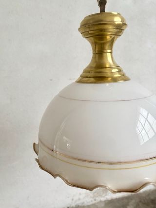 Lampadario vintage vetro bianco e ottone anni ‘70