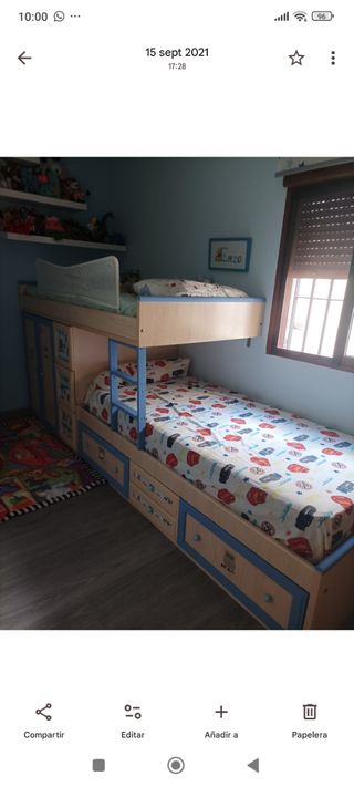 Cama tren infantil con muchísimo almacenamiento.