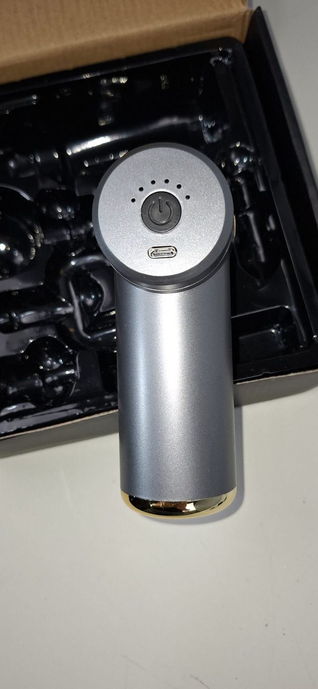 Pistola de Masaje Gris con Accesorios