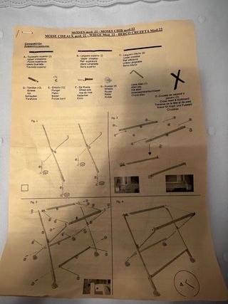Minicuna de madera con vestidura de Uzturre