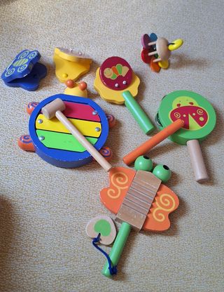 Juguetes musicales de madera