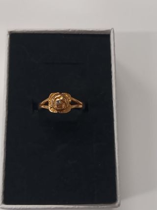 Anillo Oro 18k con Brillante