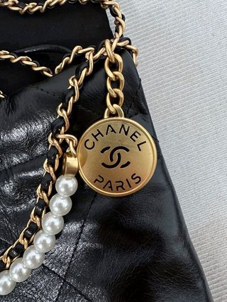Chanel Negro22cm