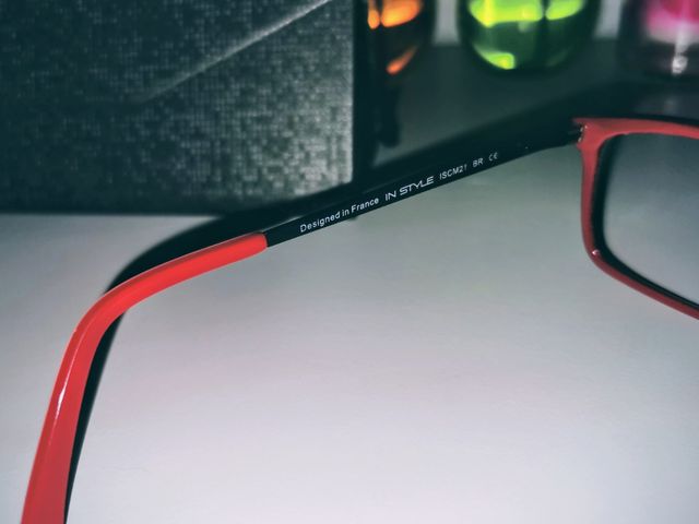 Montatura per occhiali da donna IN STYLE nero/rossa