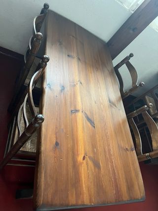Mesas de madera maciza. Diferentes medidas