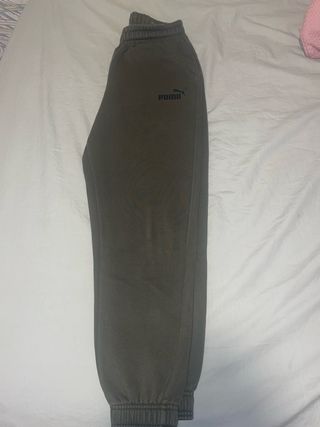 Pantalón de chándal Puma verde oliva