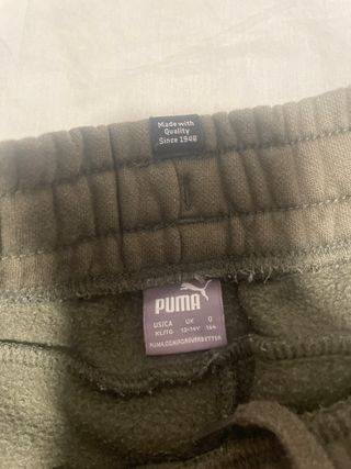 Pantalón de chándal Puma verde oliva