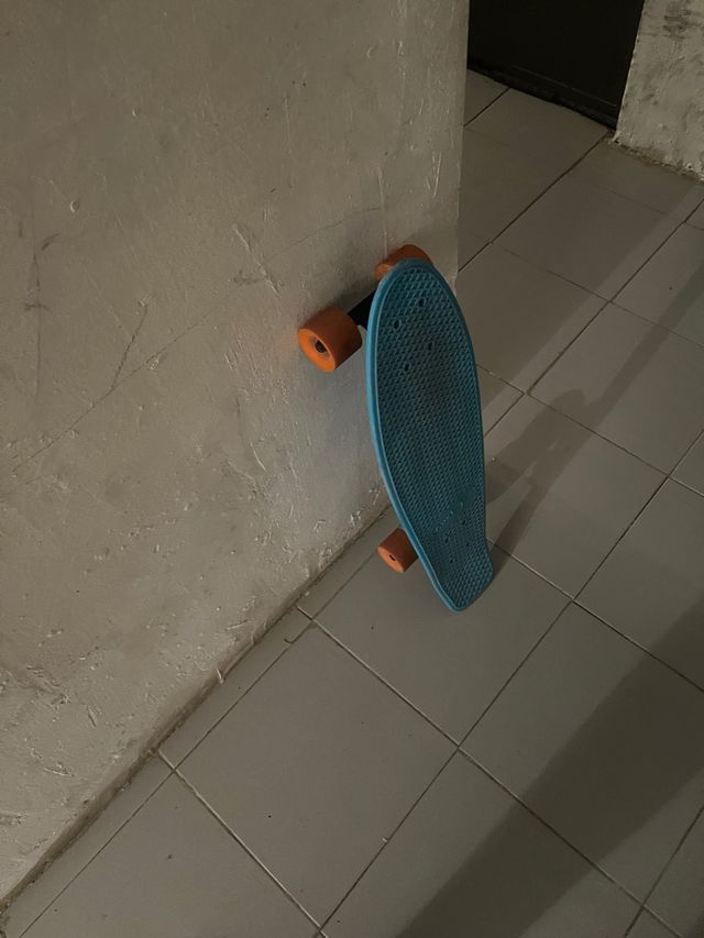 Monopatín azul Decathlon