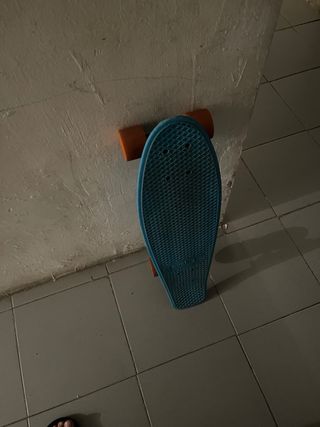 Monopatín azul Decathlon