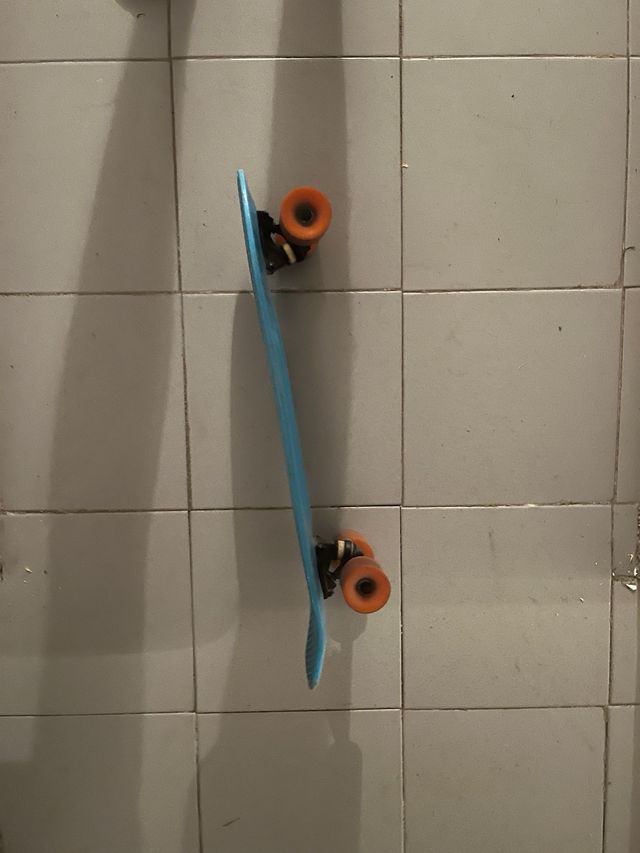 Monopatín azul Decathlon