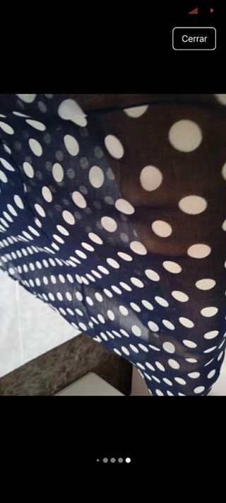 Blusa de mujer con lunares talla M