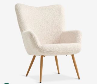 Sillón beige de tela y madera