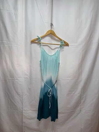Vestido de playa tie-dye verde y turquesa