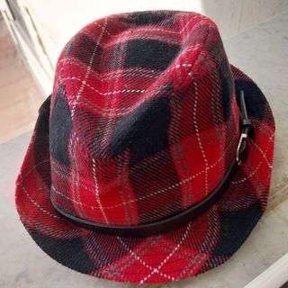 Cappello a quadri bambina