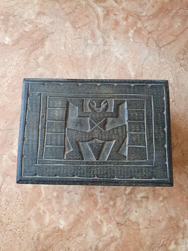 Cajita de madera decorada