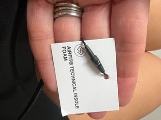 Sandalias Planas Mujer Negro y Dorado