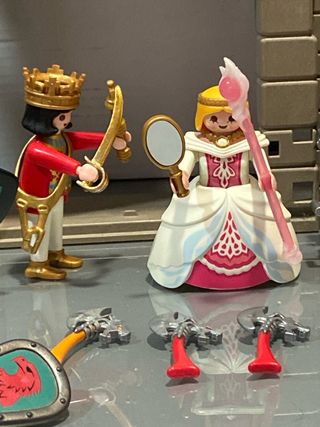 Lote aguila o halcon rojo guerreros medievales