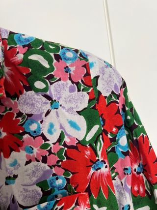 Camisa Compañía Fantástica floral manga corta